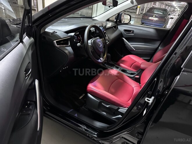 Toyota Corolla Cross-10