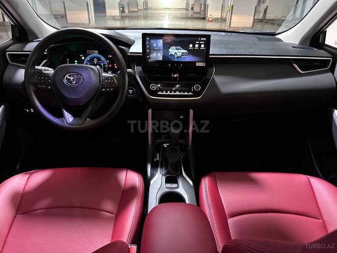 Toyota Corolla Cross-13