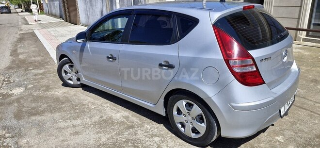 Hyundai i30 2010, 260,000 km - 1.4 л - Bakı