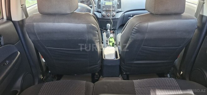Hyundai i30 2010, 260,000 km - 1.4 л - Bakı