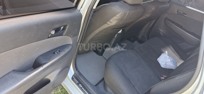 Hyundai i30 2010, 260,000 km - 1.4 л - Bakı