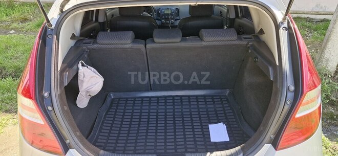 Hyundai i30 2010, 260,000 km - 1.4 л - Bakı