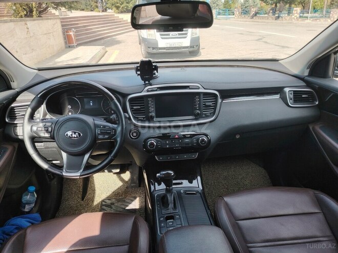 Kia Sorento 2016, 155,000 km - 2.0 л - Qusar