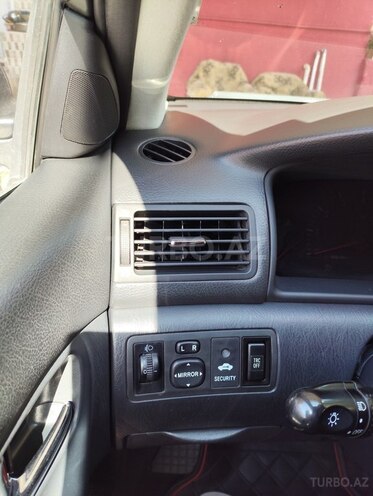 Toyota Corolla 2004, 260,000 km - 1.4 l - Salyan
