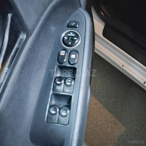 Hyundai i30 2011, 275,000 km - 1.6 л - Bakı