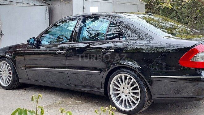 Mercedes E 350 2006, 204,500 km - 3.5 l - Bakı