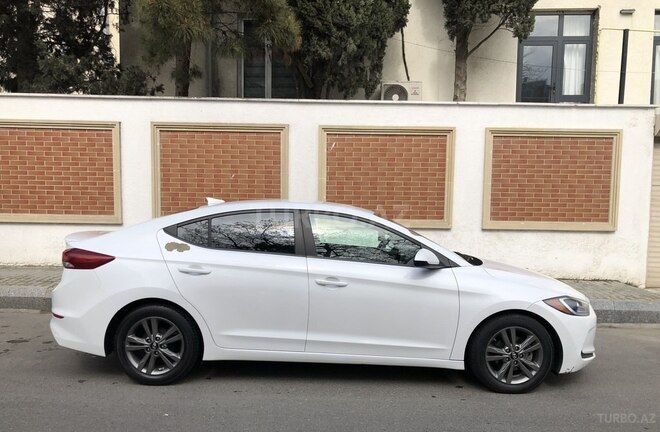 Hyundai Elantra 2017, 96,500 km - 2.0 л - Bakı