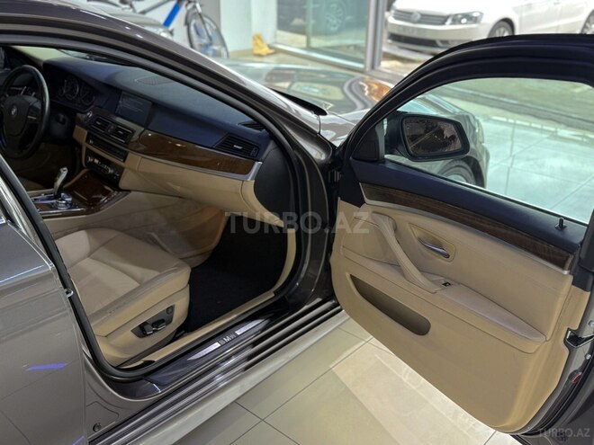 BMW 528 2012, 290,000 km - 2.0 l - Bakı