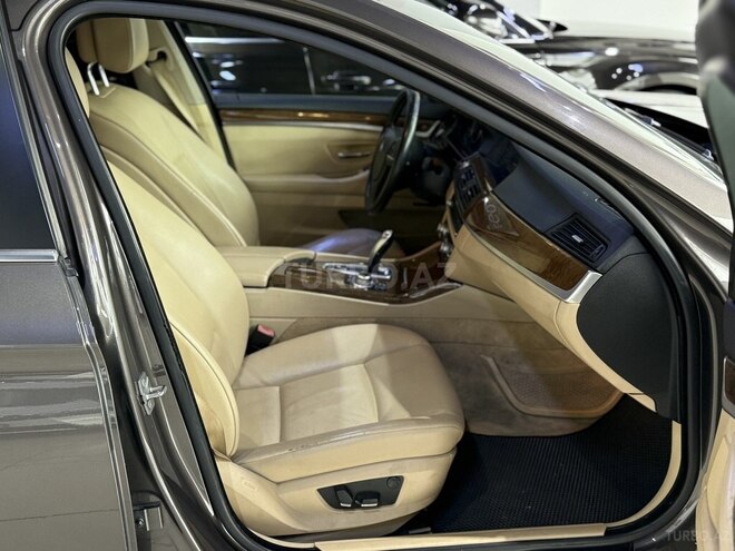 BMW 528 2012, 290,000 km - 2.0 l - Bakı