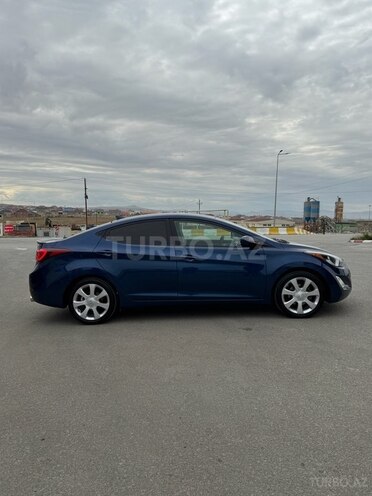 Hyundai Elantra 2015, 118,000 km - 1.8 л - Bakı