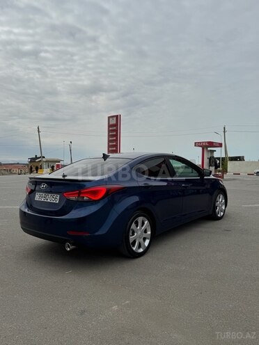 Hyundai Elantra 2015, 118,000 km - 1.8 л - Bakı