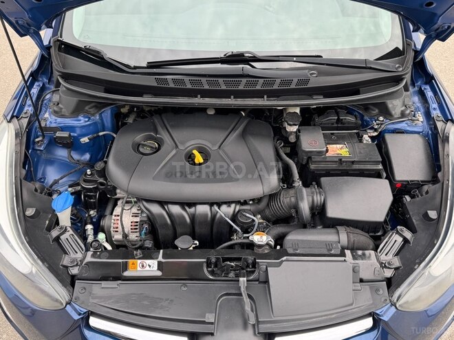 Hyundai Elantra 2015, 118,000 km - 1.8 л - Bakı
