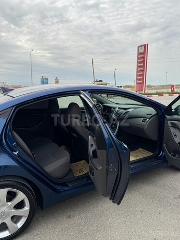 Hyundai Elantra 2015, 118,000 km - 1.8 л - Bakı
