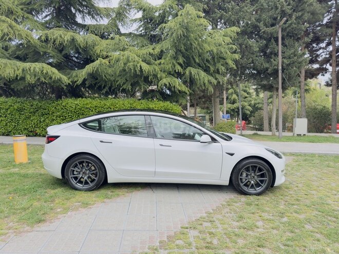Tesla Model 3 2023, 20,000 km - 0.0 l - Bakı