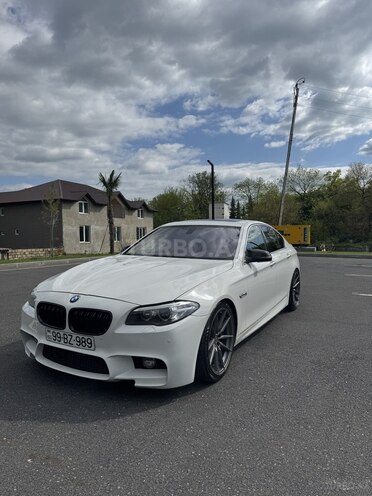 BMW 528 2015, 256,000 km - 2.0 l - Zaqatala