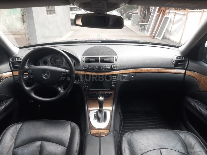 Mercedes E 200 2005, 256,700 km - 1.8 l - Bakı