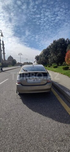 Toyota Prius-9