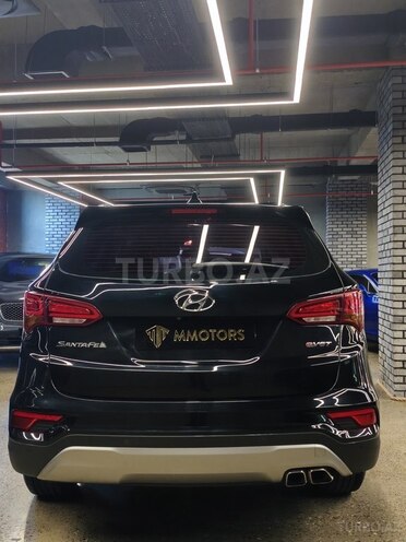 Hyundai Santa Fe-6