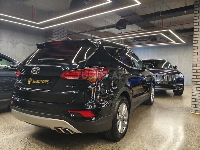 Hyundai Santa Fe-5