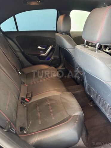 Mercedes A 250 e-10