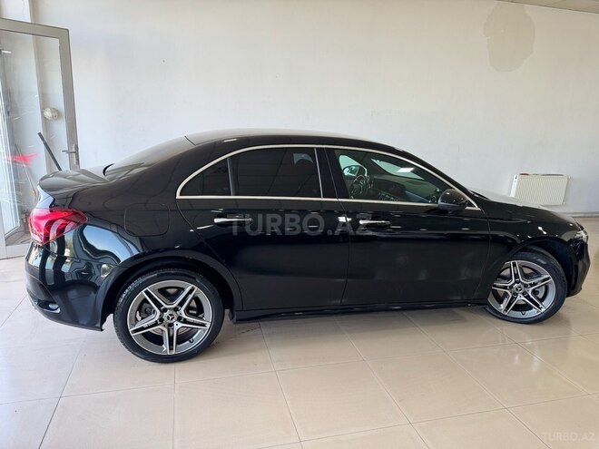 Mercedes A 250 e-5