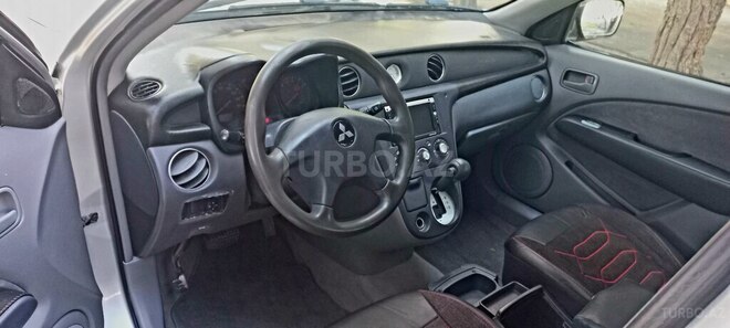 Mitsubishi Airtrek 2001, 350,000 km - 2.0 л - Bakı