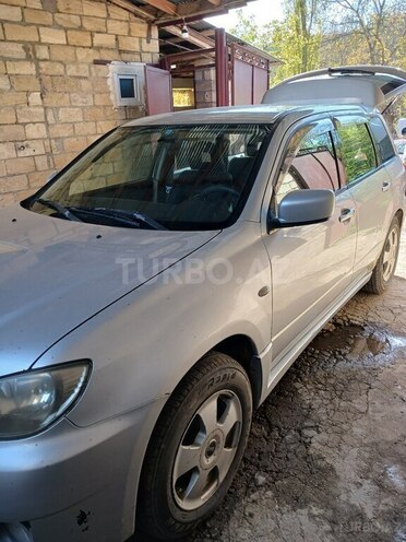 Mitsubishi Airtrek 2002, 329,368 km - 2.0 л - Qusar