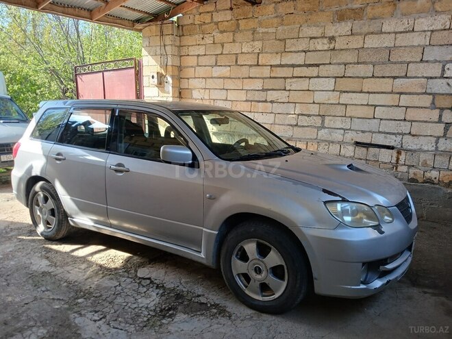 Mitsubishi Airtrek 2002, 329,368 km - 2.0 л - Qusar
