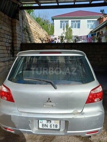 Mitsubishi Airtrek 2002, 329,368 km - 2.0 л - Qusar