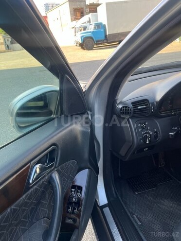 Mercedes C 220 d 2002, 450,000 km - 2.2 l - Bakı