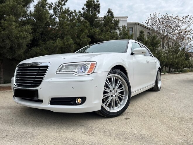 Chrysler 300C 2012, 196,000 km - 3.6 l - Bakı