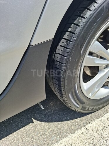 Hyundai ix35 2012, 162,000 km - 2.0 l - Naftalan