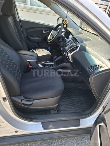 Hyundai ix35 2012, 162,000 km - 2.0 l - Naftalan