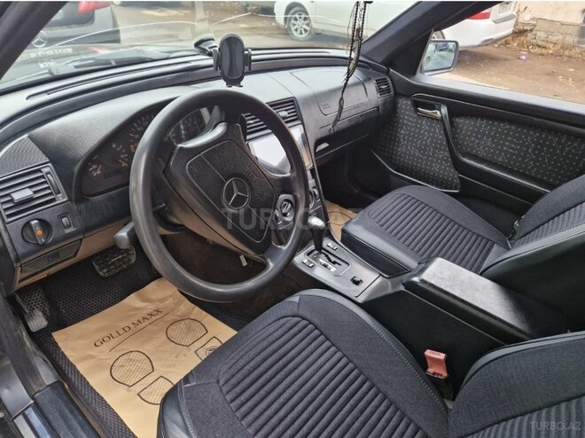 Mercedes C 180 1995, 250,000 km - 1.8 л - Gəncə