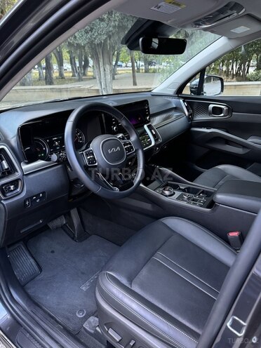 Kia Sorento-8