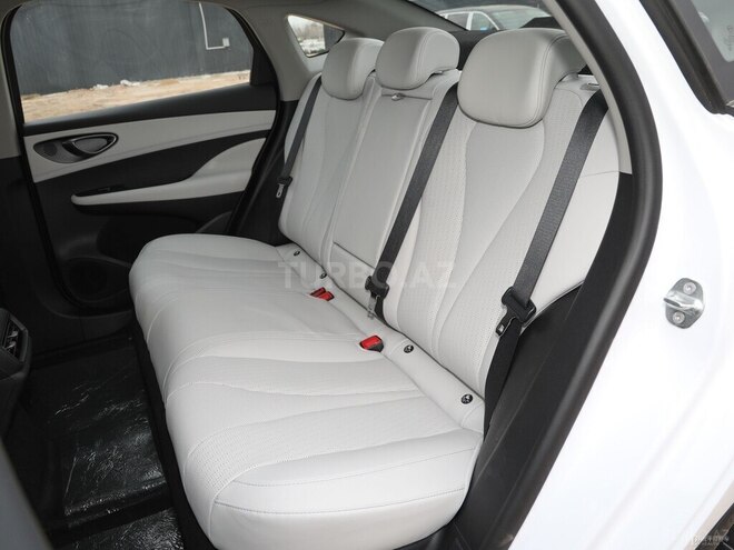 BYD Seal 05-10
