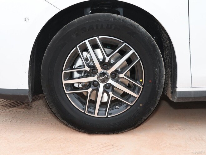 BYD Seal 05-7