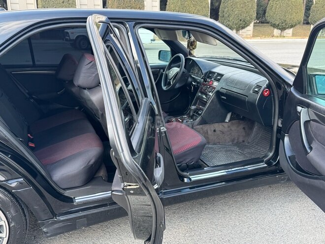 Mercedes C 200 1999, 420,000 km - 2.0 l - Gəncə
