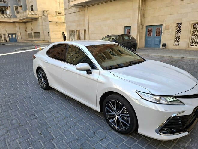 Toyota Camry 2023, 19,000 km - 2.5 l - Bakı