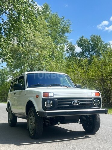 LADA (VAZ) Niva 2024, 17,000 km - 1.7 л - Zaqatala