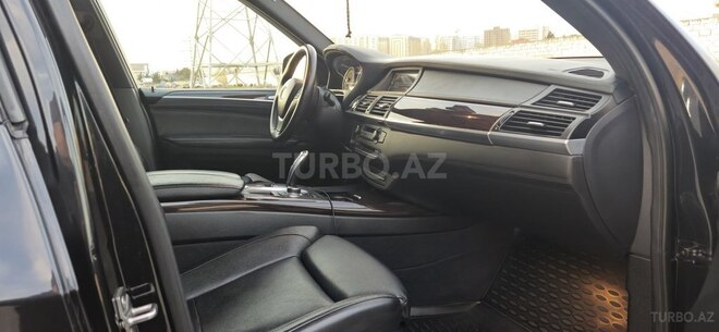 BMW X5 2011, 141,000 km - 4.4 l - Bakı
