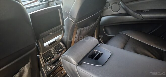 BMW X5 2011, 141,000 km - 4.4 l - Bakı