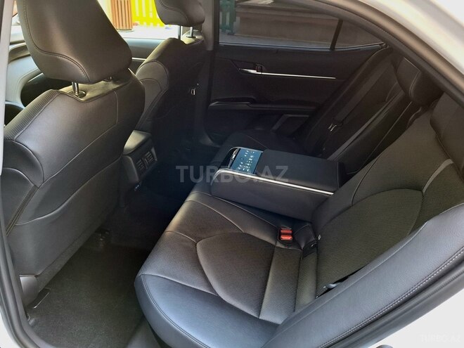 Toyota Camry 2023, 19,000 km - 2.5 l - Bakı