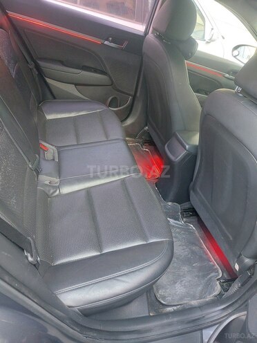 Hyundai Avante 2018, 246,000 km - 1.6 л - Bakı