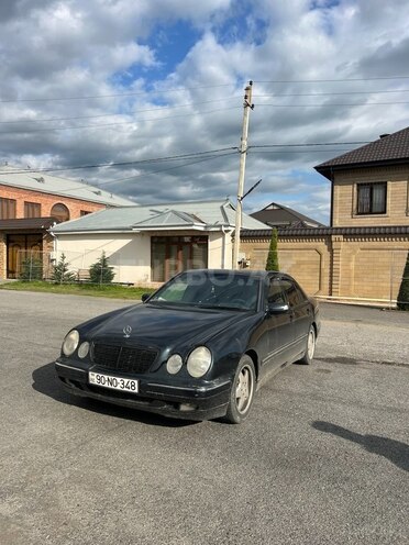Mercedes E 220 d 2002, 600,000 km - 2.2 л - Balakən