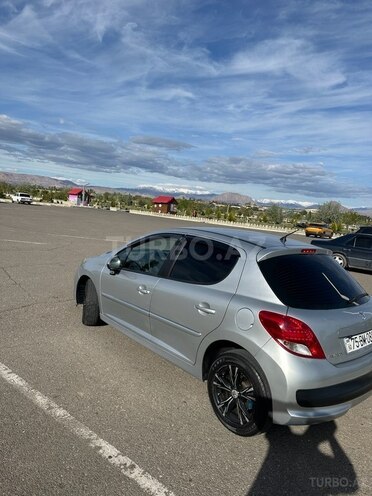 Peugeot 207 2012, 91,600 km - 1.6 l - Naxçıvan