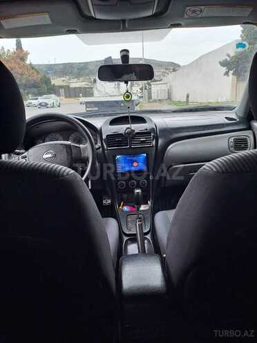 Nissan Sunny 2010, 263,000 km - 1.6 л - Bakı