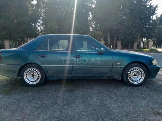 Mercedes C 220 d 1998, 378,000 km - 2.2 l - Bakı