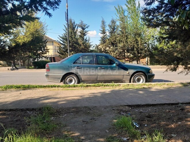 Mercedes C 220 d 1998, 378,000 km - 2.2 l - Bakı