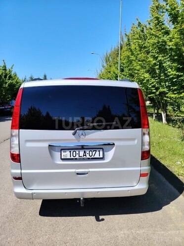 Mercedes Viano-3